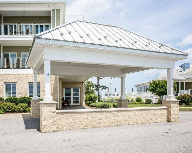 Island Inn & Suites, An Ascend Hotel Collection Member