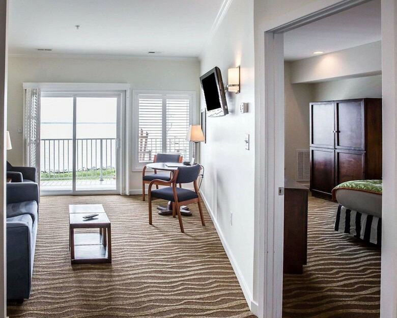 Island Inn & Suites, An Ascend Hotel Collection Member