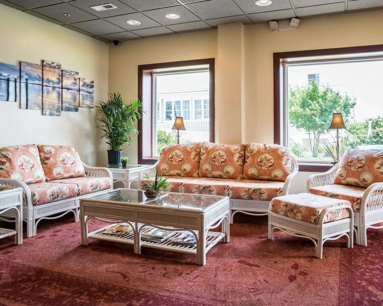 Island Inn & Suites, An Ascend Hotel Collection Member