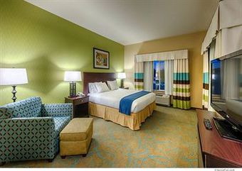 Hotel Holiday Inn Express & Suites / Red Bluff - South Redding Area