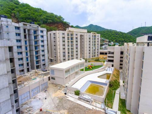 Apartamento A Estrenar, Con Parqueadero Gratis.