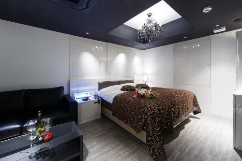Hotel O