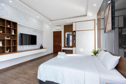 Villa H? B?i Sunrise G?n B�i T?m