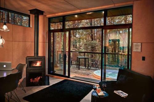 Cabin Sutton 252 - En Harmonie Avec La Nature!