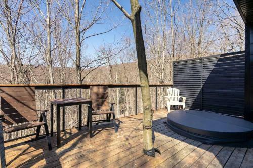 Cabin Sutton 252 - En Harmonie Avec La Nature!