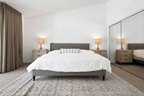 New! Lush Desert Retreat W/ Private Pool & Mountain Views