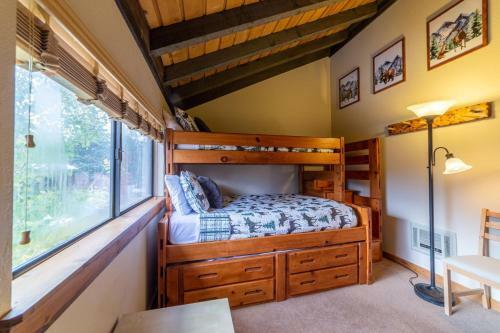 #527 Spacious Condo With Stunning Views