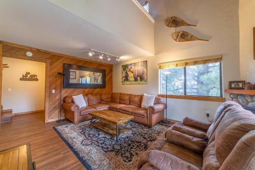 #527 Spacious Condo With Stunning Views