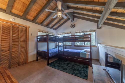 #527 Spacious Condo With Stunning Views