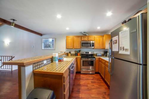 #431 - Rustic Mountain Condo, Golf Course View