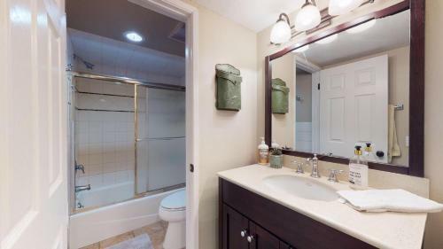 #524- Midtown, Cozy Condo