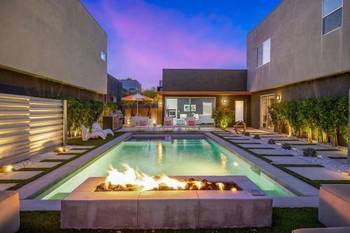 Spectacular Home In The Morrison W/ Private Pool