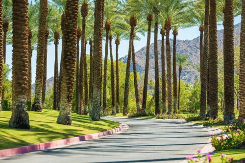 Palm Springs Villa Unit 205