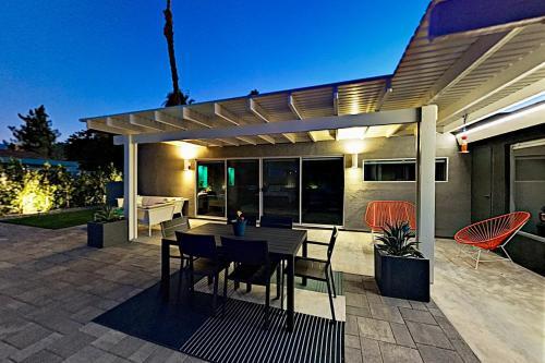 Modern Paradise Escape