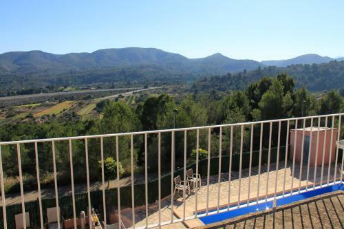Fabulous 3-bed House 8kms From Javea