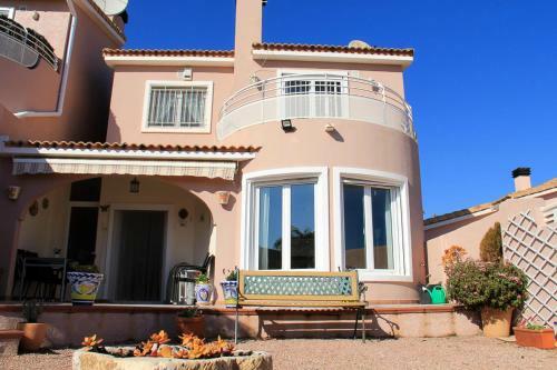 Fabulous 3-bed House 8kms From Javea