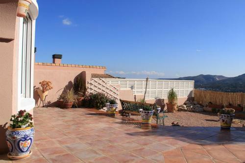 Fabulous 3-bed House 8kms From Javea