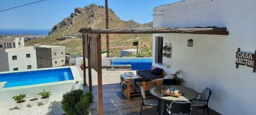 Casa H�ctor, Piscina Salada Y Climatizada