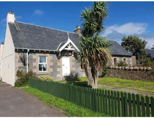Spacious Rural Cottage Outside Campbeltown