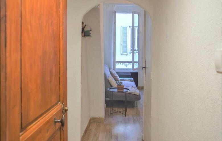 Amazing Apartment In Barjols With 1 Bedrooms