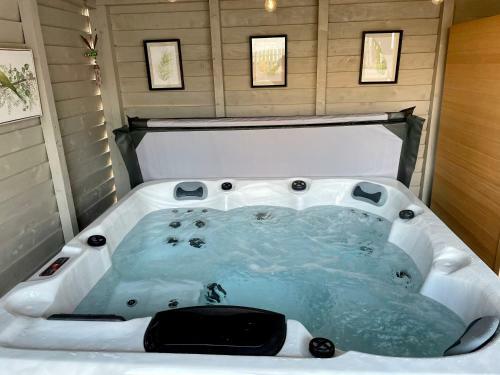Maggie's Croft Cottages 4 Star Tourism Ni