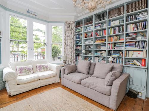 39 Tydfil Place