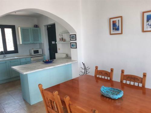 Villa Anemos - Beautiful 4 Bed Villa With Pool