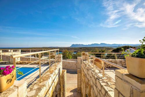Vagioni Seaside Villa