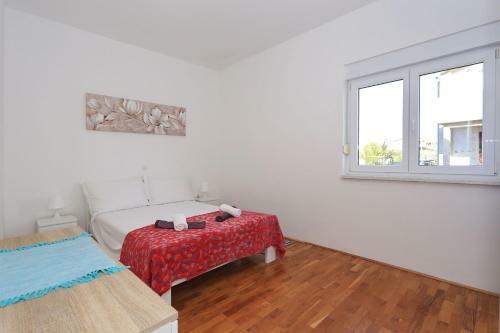 New! Apartment Gabriella 4+2, Privlaka