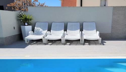 Luxury Apartments With Pool