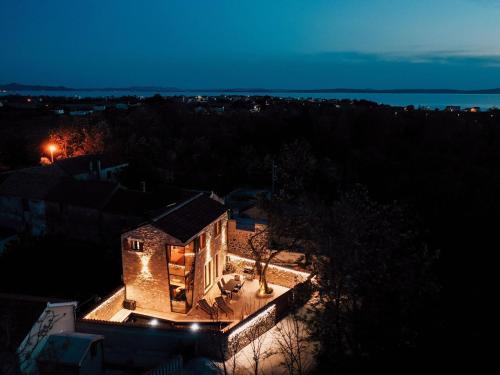 Villa Begonia With Swimming Pool, Privlaka Zadar