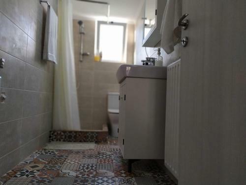Sunday Apartment Chania 2b