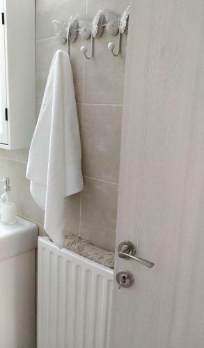 Sunday Apartment Chania 2b