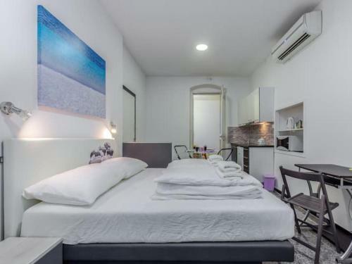 Hotel Gloria Cream Apartments