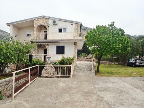 Apartments Darija