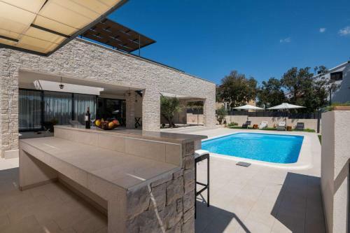 Beautiful Villa Carevica