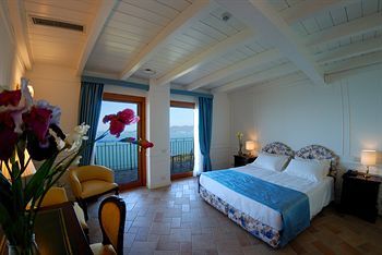 Hotel Golfo Dei Poeti Relais & Spa