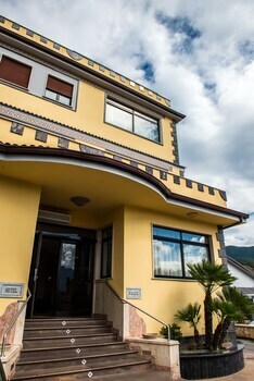 Magic Hotel