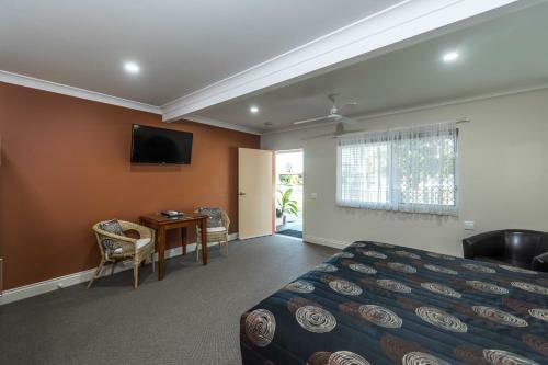 Moore Park Beach Motel