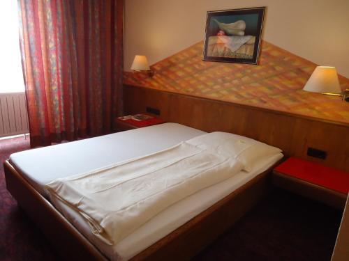 Hostal Enjoyhotel Garni Korntal
