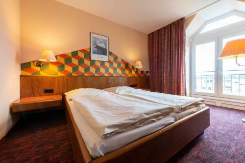 Hostal Enjoyhotel Garni Korntal