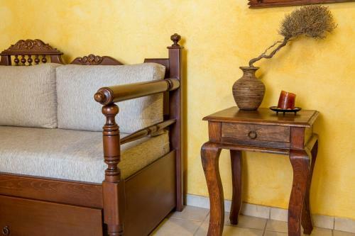 Aparthotel Samonas Traditional Settlement