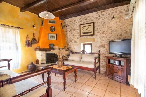 Aparthotel Samonas Traditional Settlement