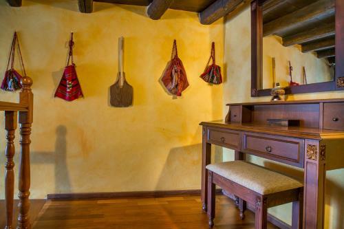Aparthotel Samonas Traditional Settlement