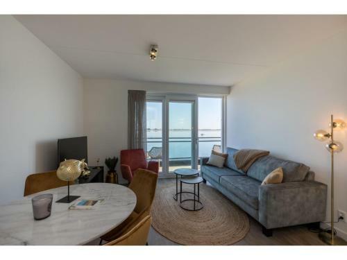 Bright Modern Apartment With Large Balconies, Located Directly On The Marina