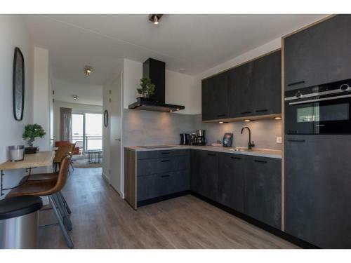 Bright Modern Apartment With Large Balconies, Located Directly On The Marina