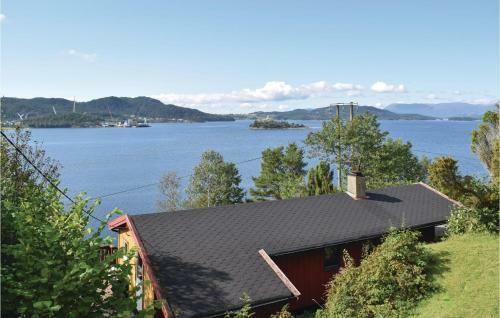 Three-bedroom Holiday Home In Sandvoll