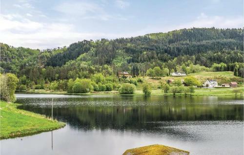 Five-bedroom Holiday Home In Seim