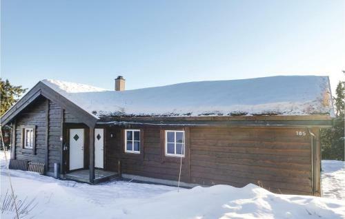 Four-bedroom Holiday Home In Sjusjoen