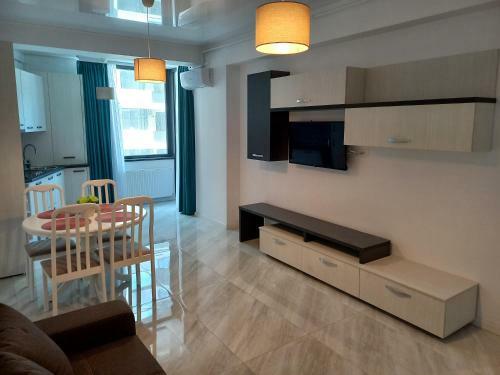 Ray Apartment - Mamaia Nord Beachfront